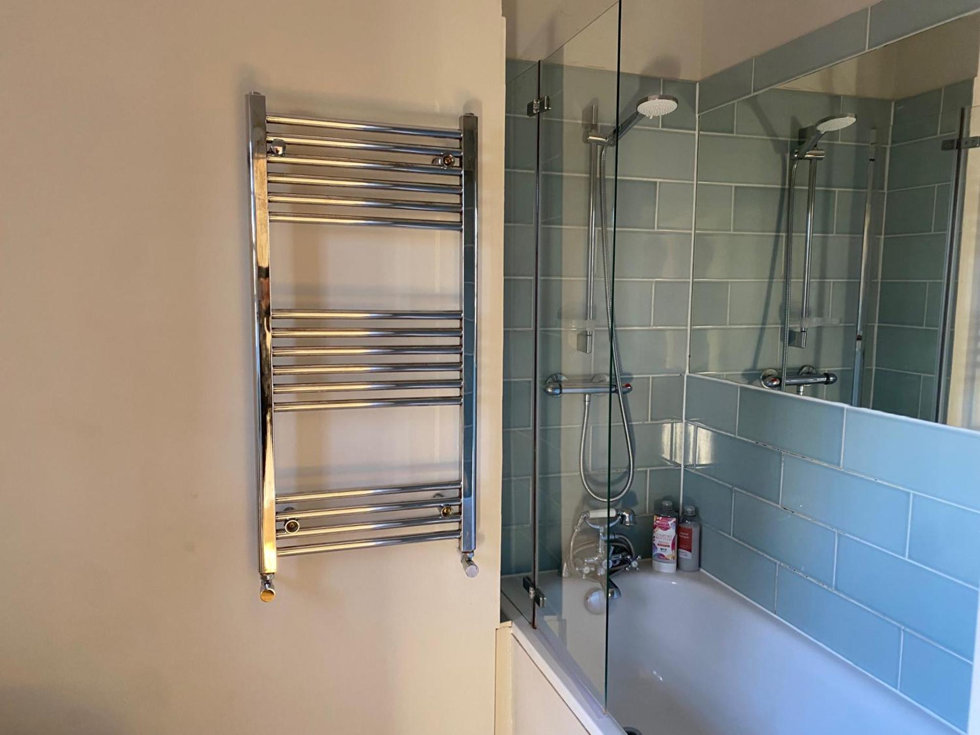 Victorian Building - Sleeps 5 - Pet Friendly Appartement Londen Buitenkant foto